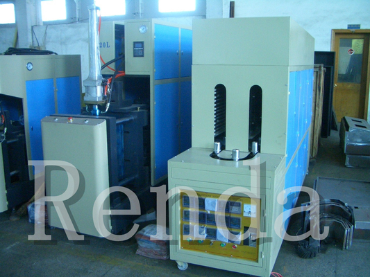 Easy Operation Water Bottle Blowing Machine 4 Cavity Stretch Blow Moulding Machine