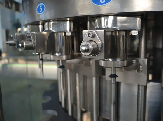 8000BPH Carbonated Drink Filling Machine / Soda Beverage Filling Machine